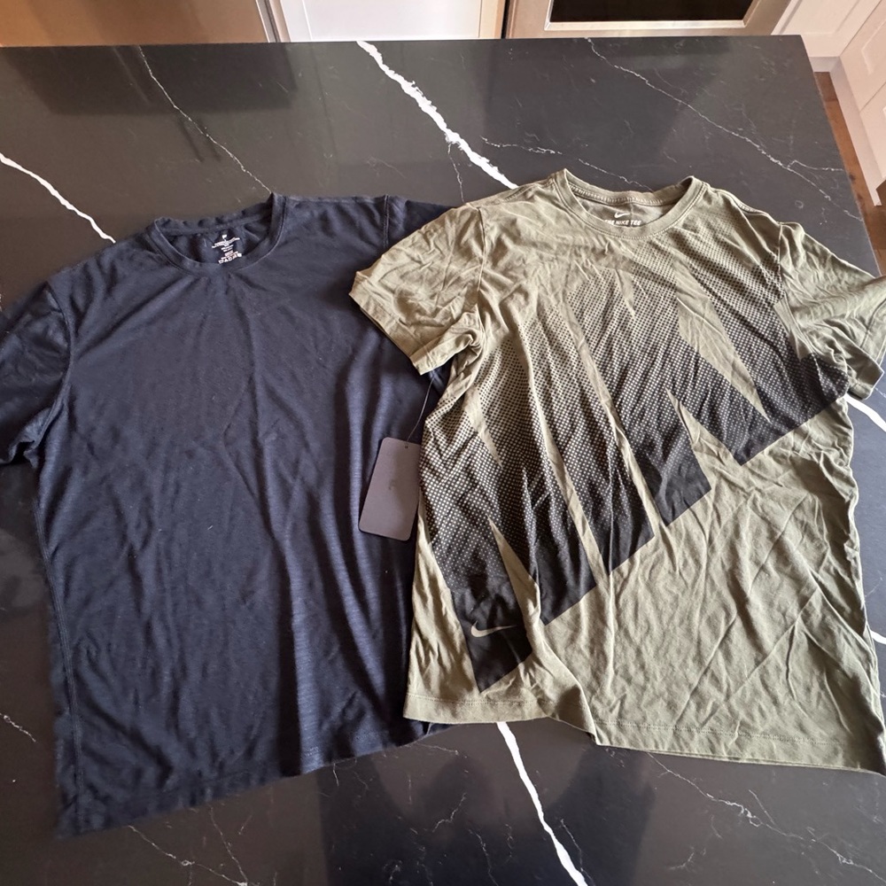 Mens Athletic T-shirt‎ Lot